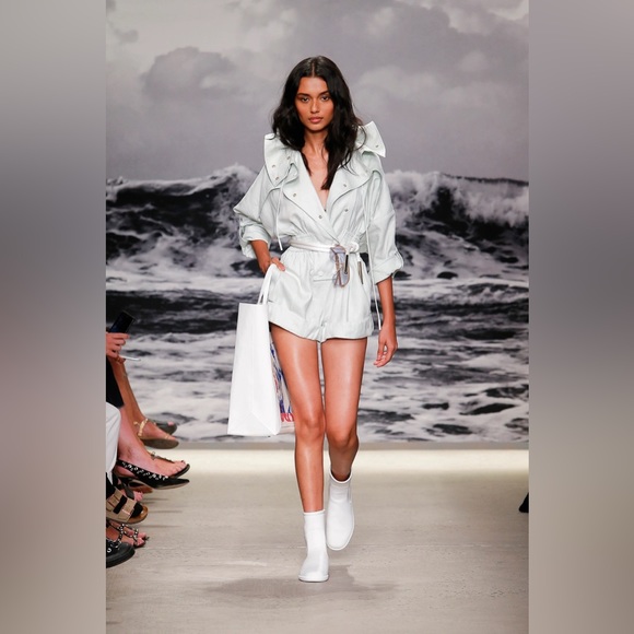 Zimmerman glassy rolled playsuit 2 - Picture 1 of 13